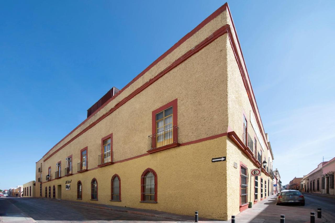 Senorial Hotel