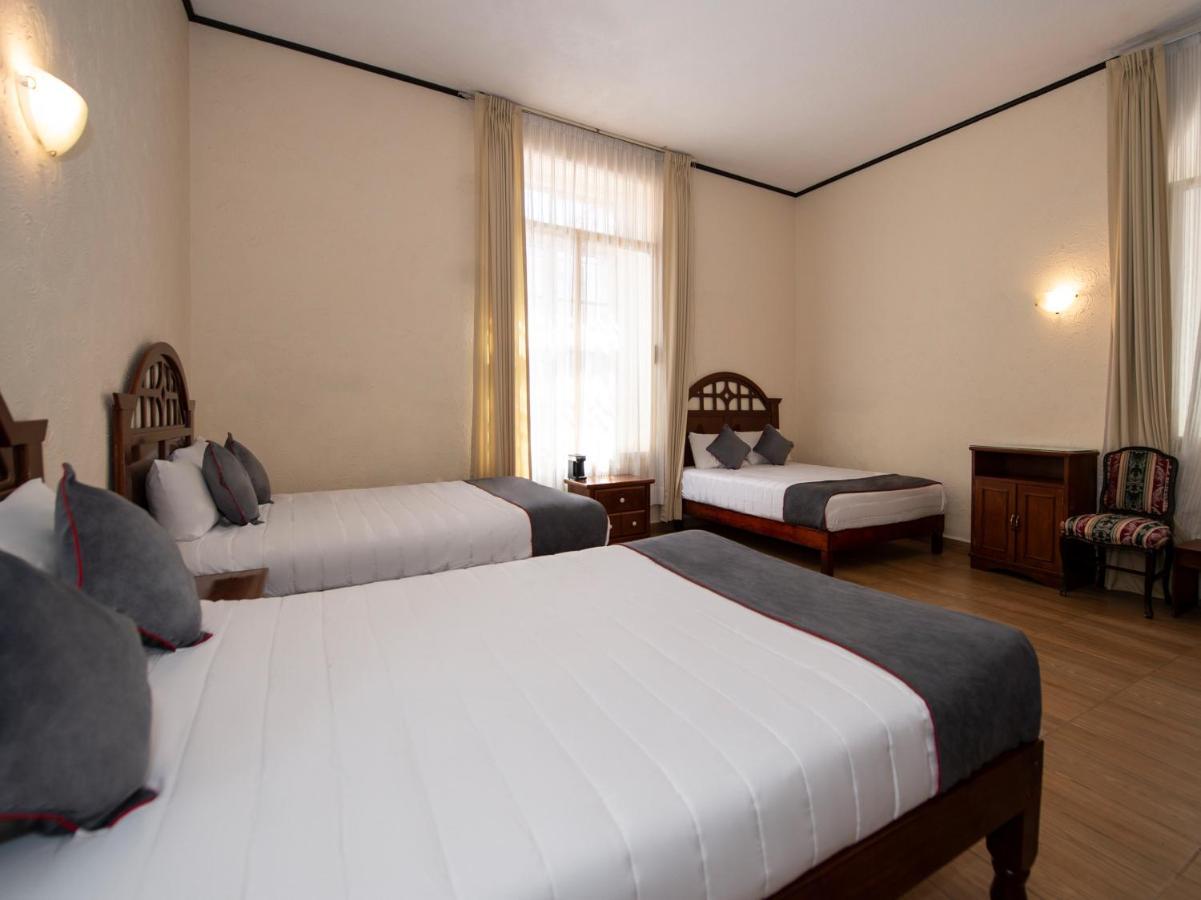 Senorial Hotel