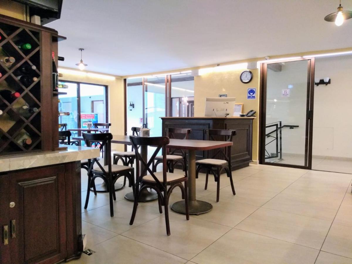 Senorial Hotel 3*